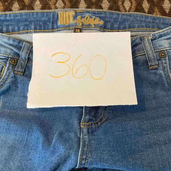 Kut From The Kloth Jeans Womens Sz 16 Blue Straight Denim Distressed Ripped - Picture 10 of 10